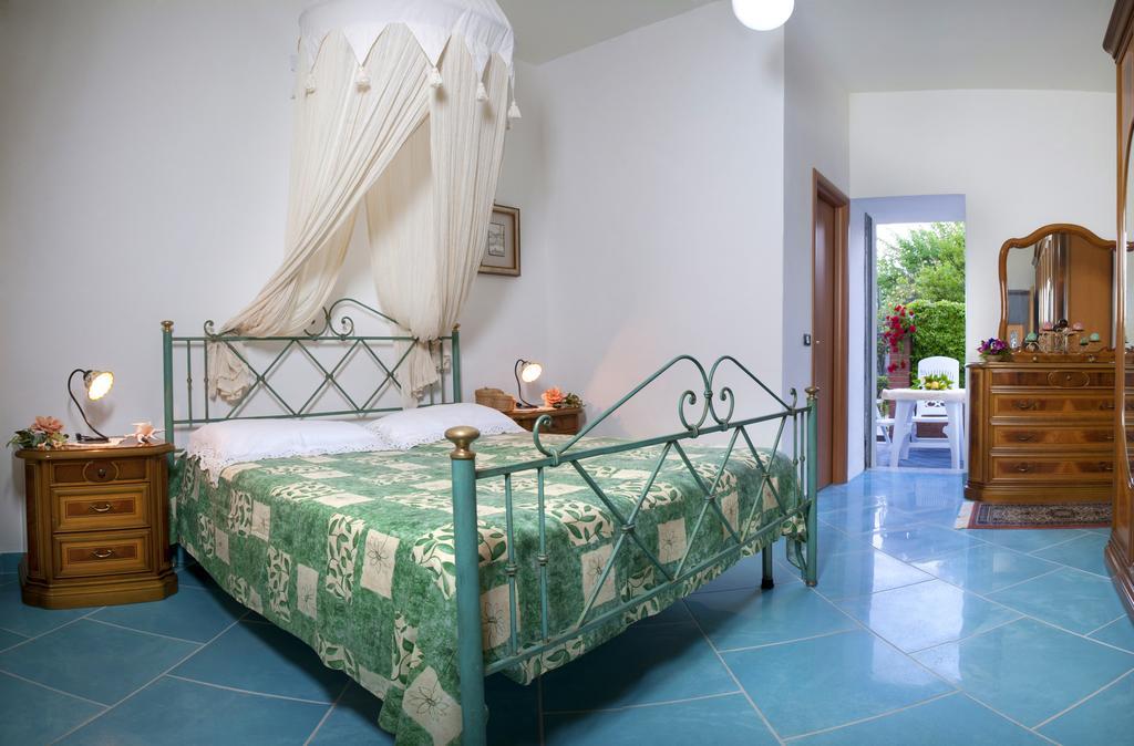Casa Vacanza Alice & Mari Ascea Room photo
